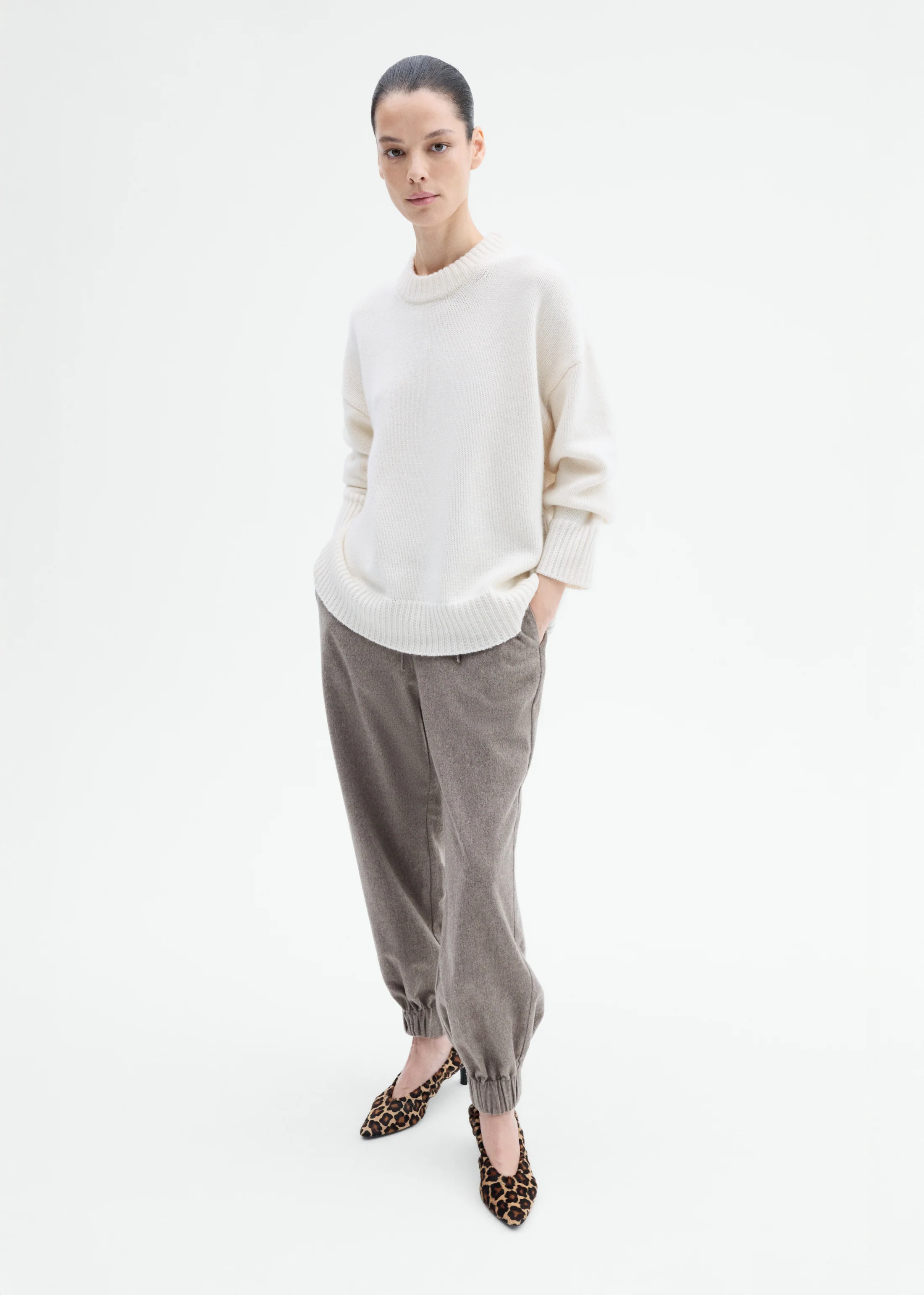Boyfriend Crew Sweater in Wool Cashmere - Ivory