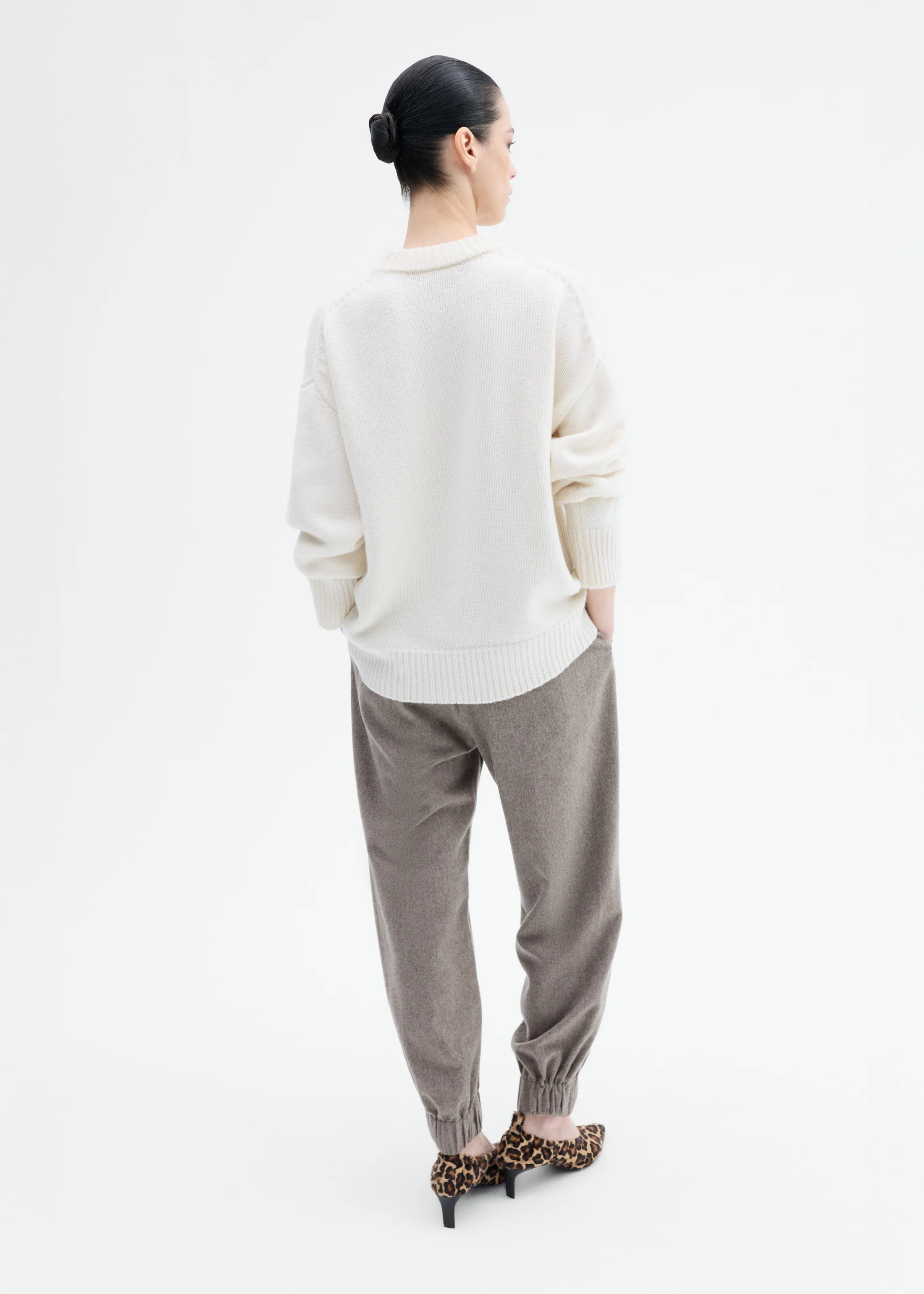Boyfriend Crew Sweater in Wool Cashmere - Ivory