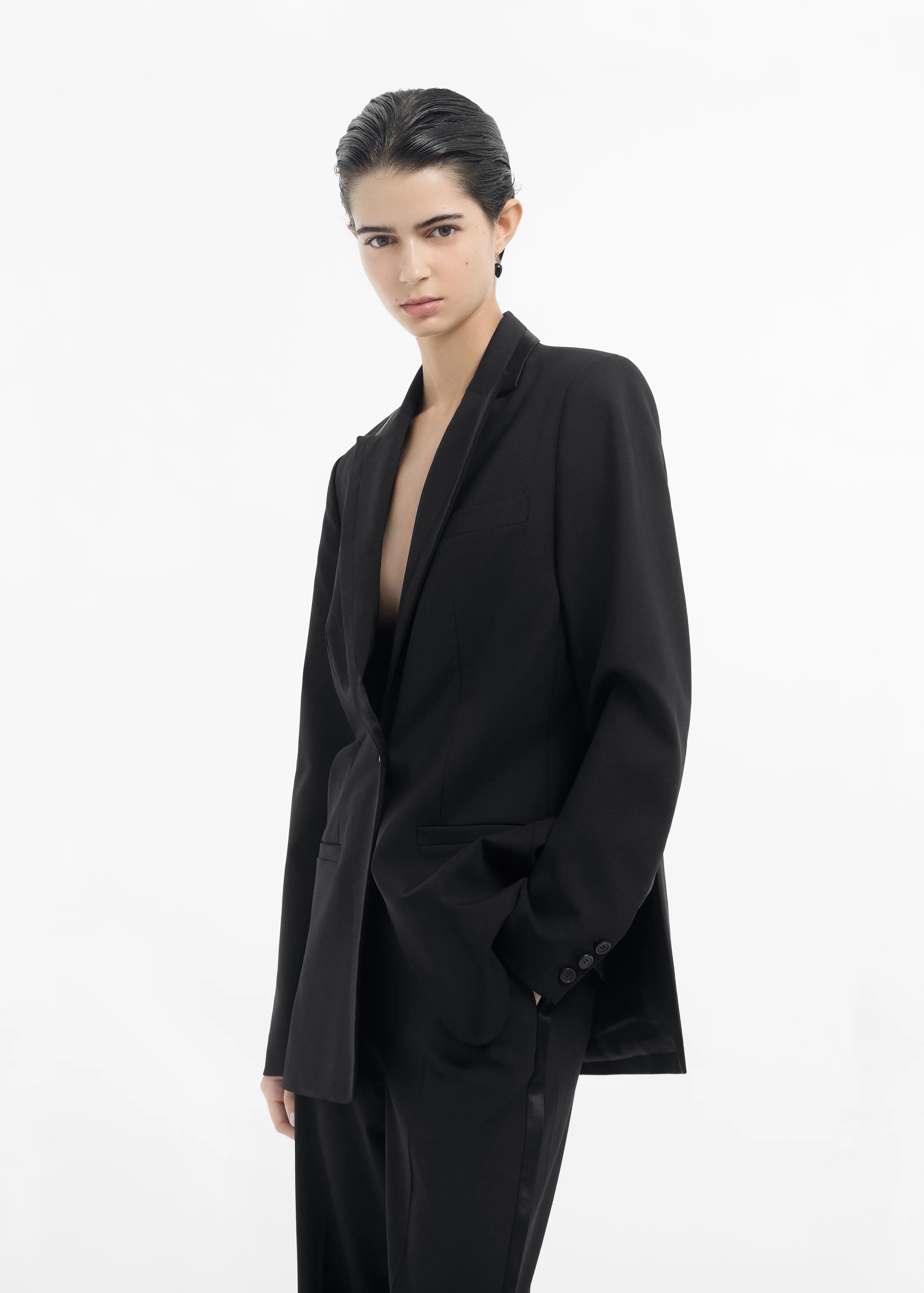 1291-tuxedo-jacket-in-wool-and-silk-black-6.webp Tuxedo Jacket in Wool and Silk - Black