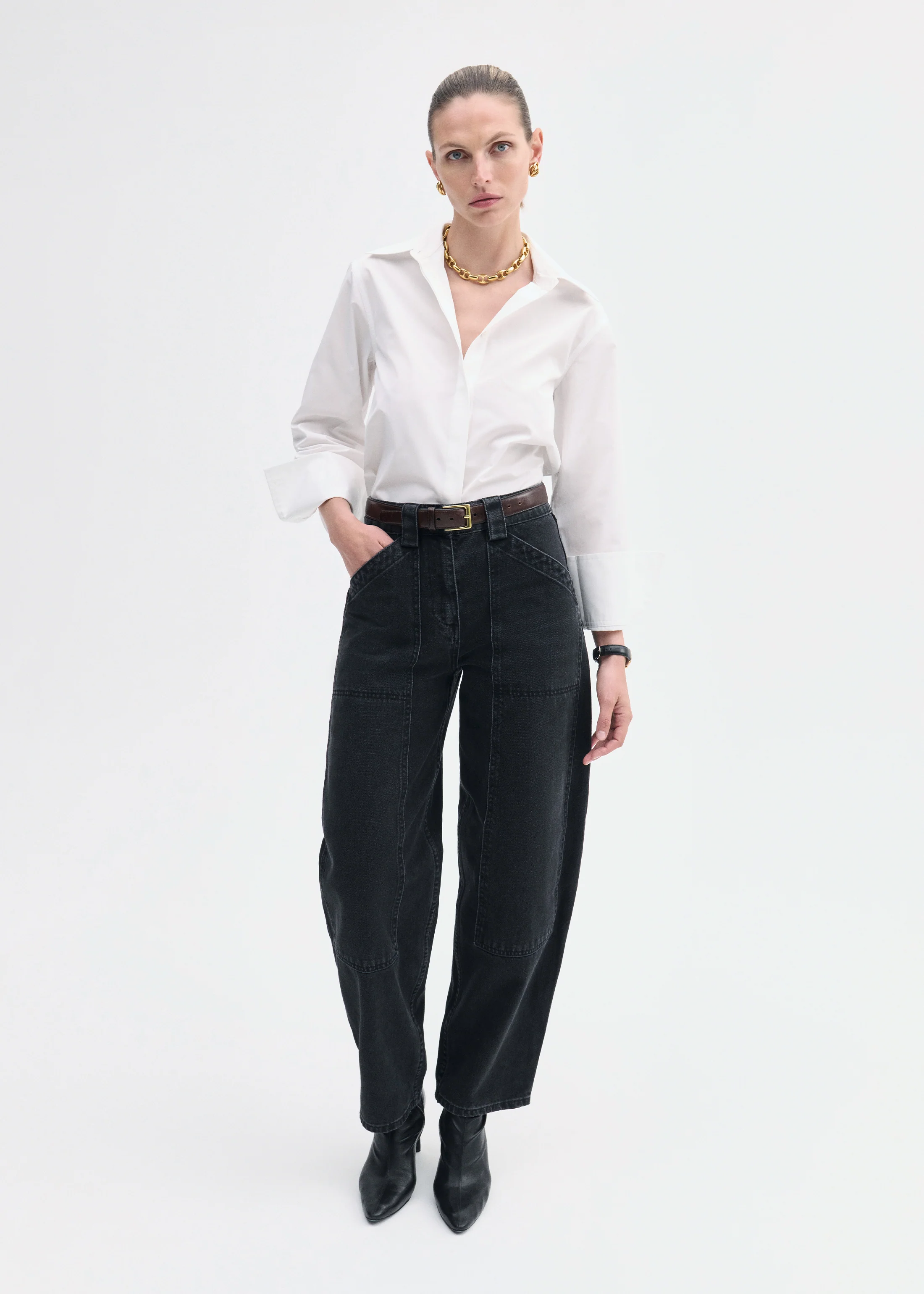 1298-fitted-shirt-in-cotton-poplin-white-3.webp Fitted Shirt in Cotton Poplin - White