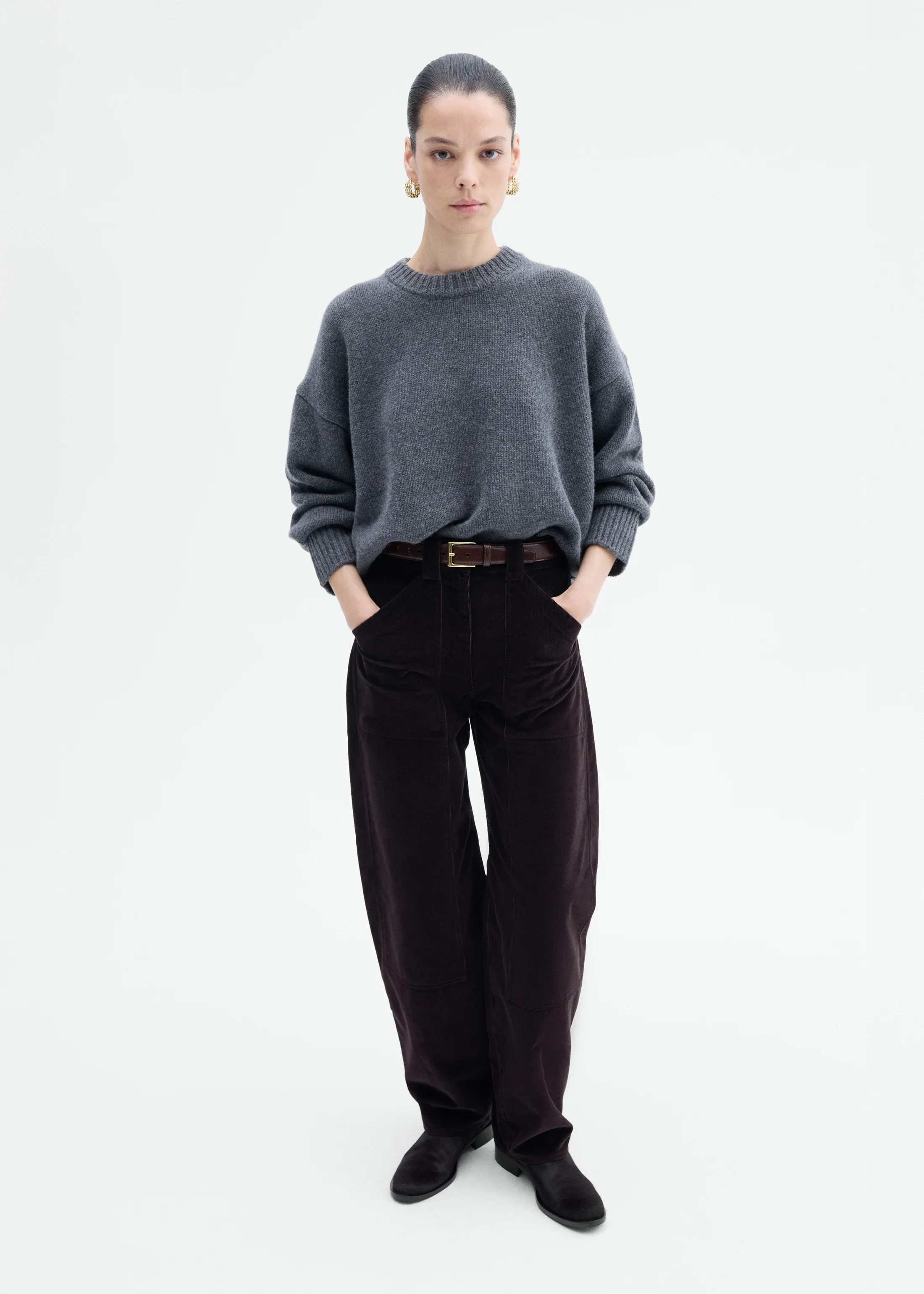 1305-boyfriend-crew-neck-in-wool-cashmere-grey-1.webp Boyfriend Crew Neck in Wool Cashmere - Grey