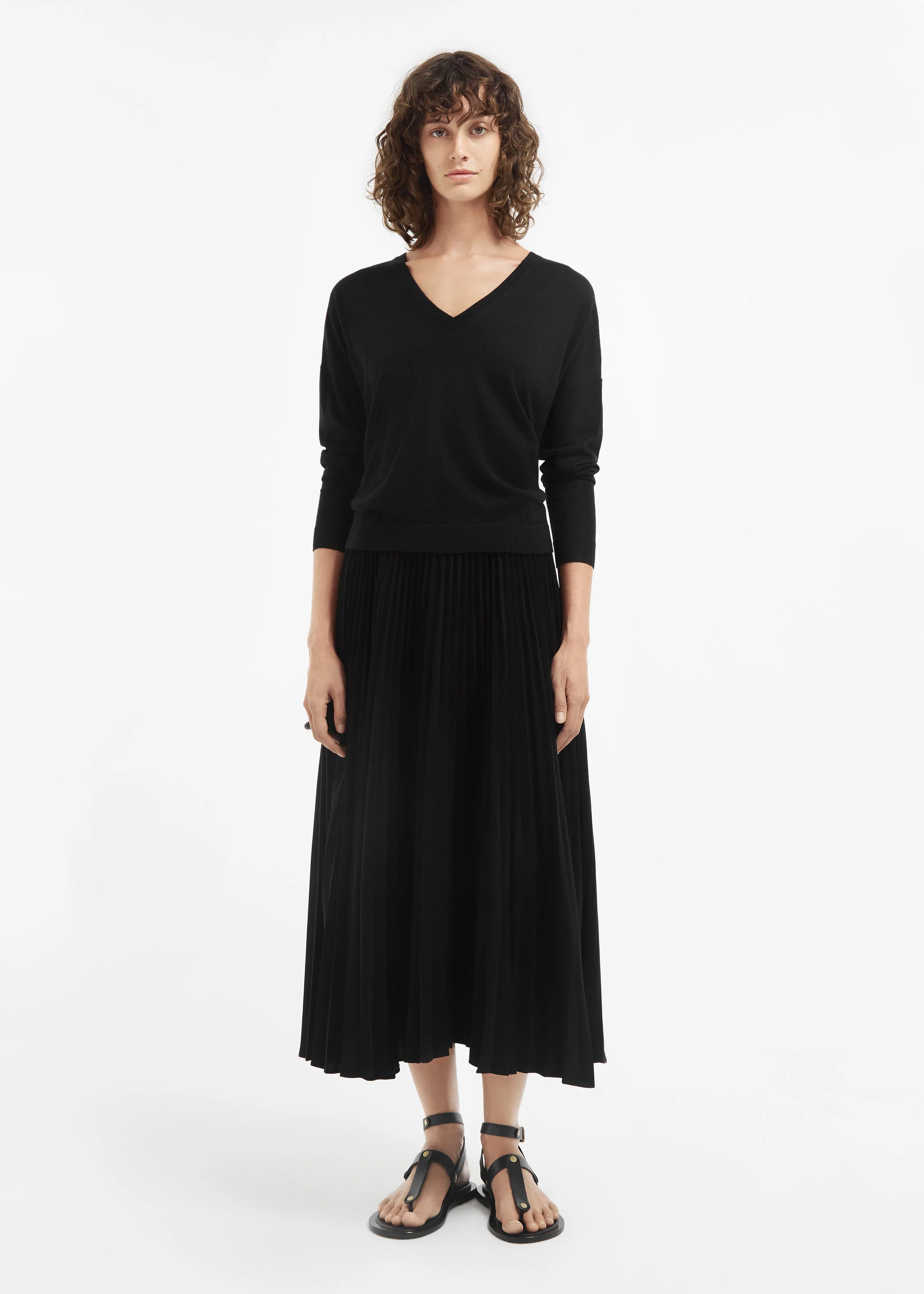 1312-pleated-elastic-waist-skirt-in-stretch-crepe-black-1.webp Pleated Elastic Waist Skirt in Stretch Crepe - Black