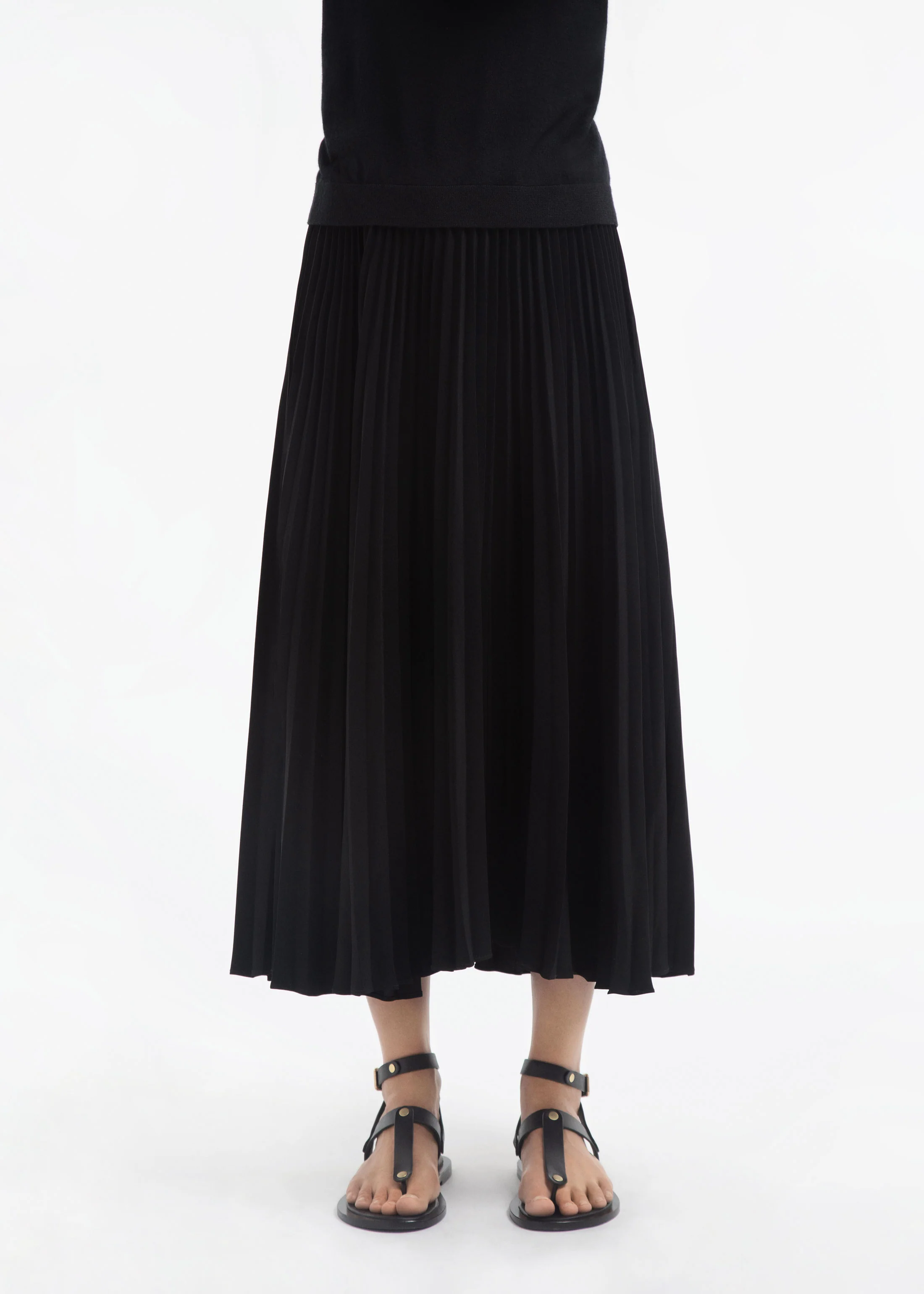 1312-pleated-elastic-waist-skirt-in-stretch-crepe-black-2.webp Pleated Elastic Waist Skirt in Stretch Crepe - Black