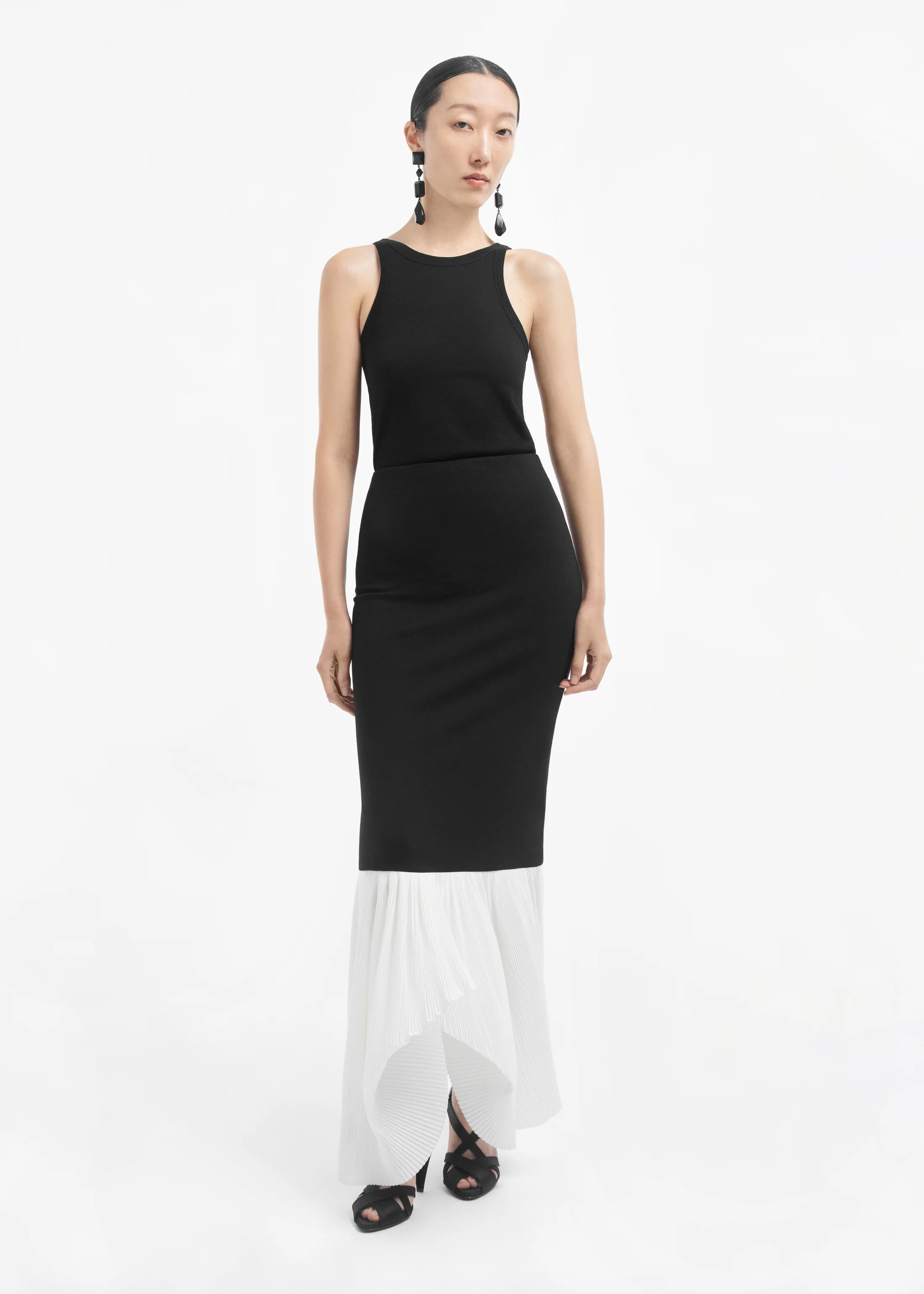 1432-peplum-skirt-in-jersey-black-white-1.webp Peplum Skirt in Jersey - Black & White