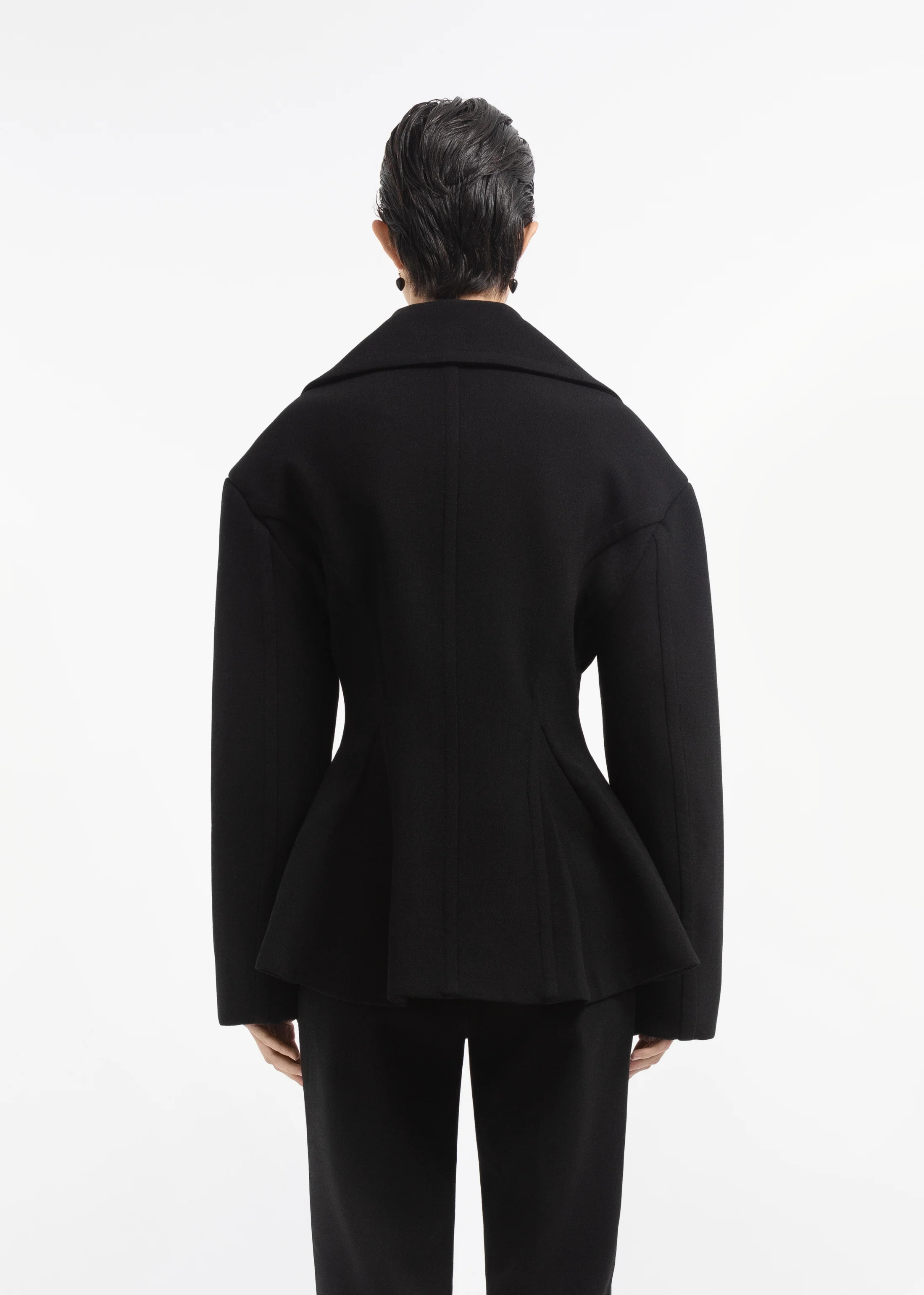1546-oversized-double-breasted-peplum-jacket-in-wool-black-4.webp Oversized Double Breasted Peplum Jacket in Wool - Black