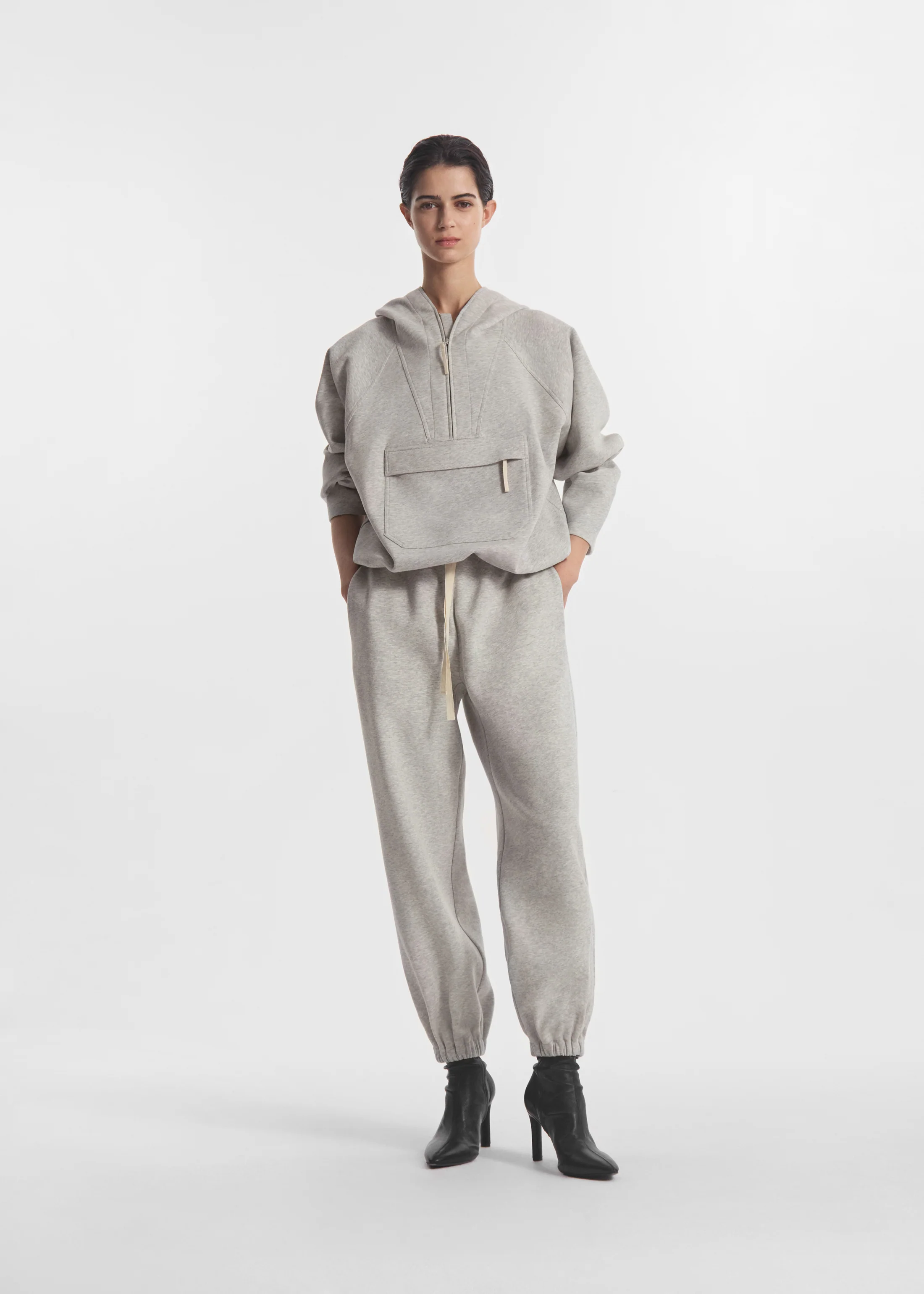 164-hooded-pullover-in-scuba-jersey-heather-grey-2.webp Hooded Pullover in Scuba Jersey - Heather Grey