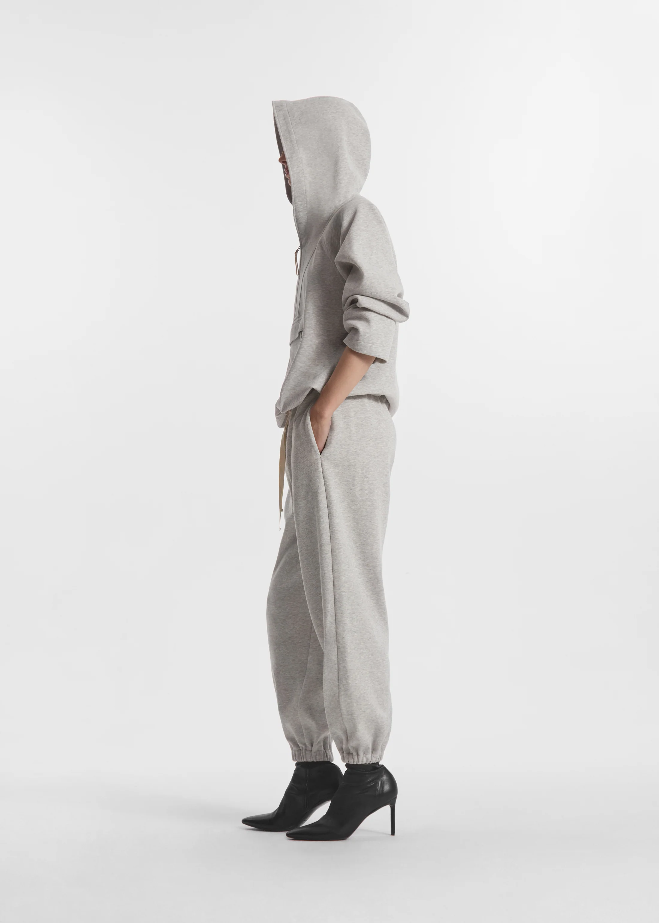 164-hooded-pullover-in-scuba-jersey-heather-grey-3.webp Hooded Pullover in Scuba Jersey - Heather Grey