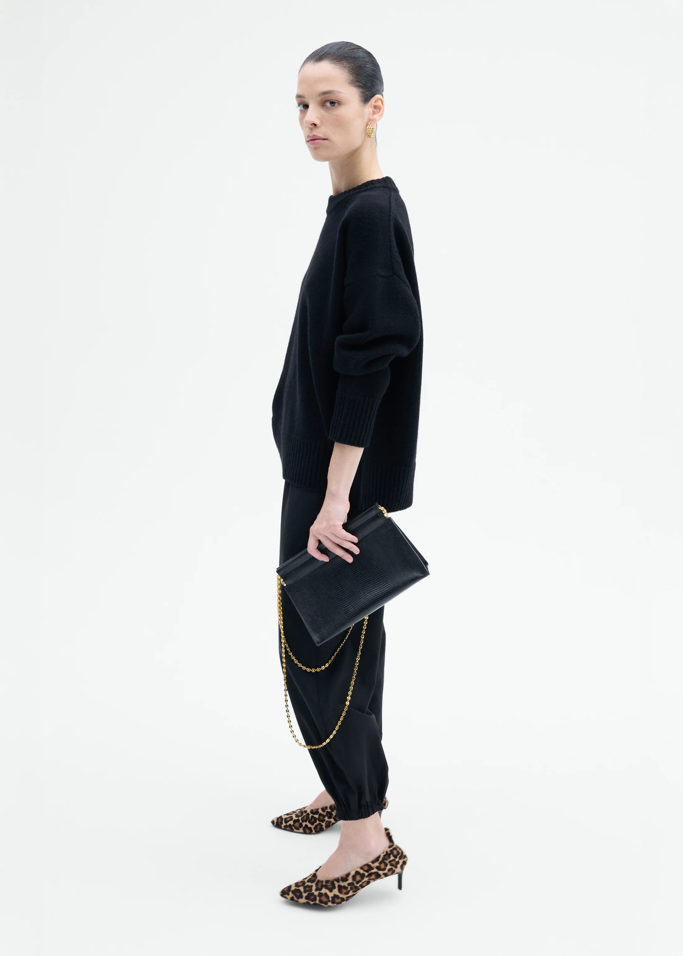 Boyfriend Crew Neck in Wool Cashmere - Black