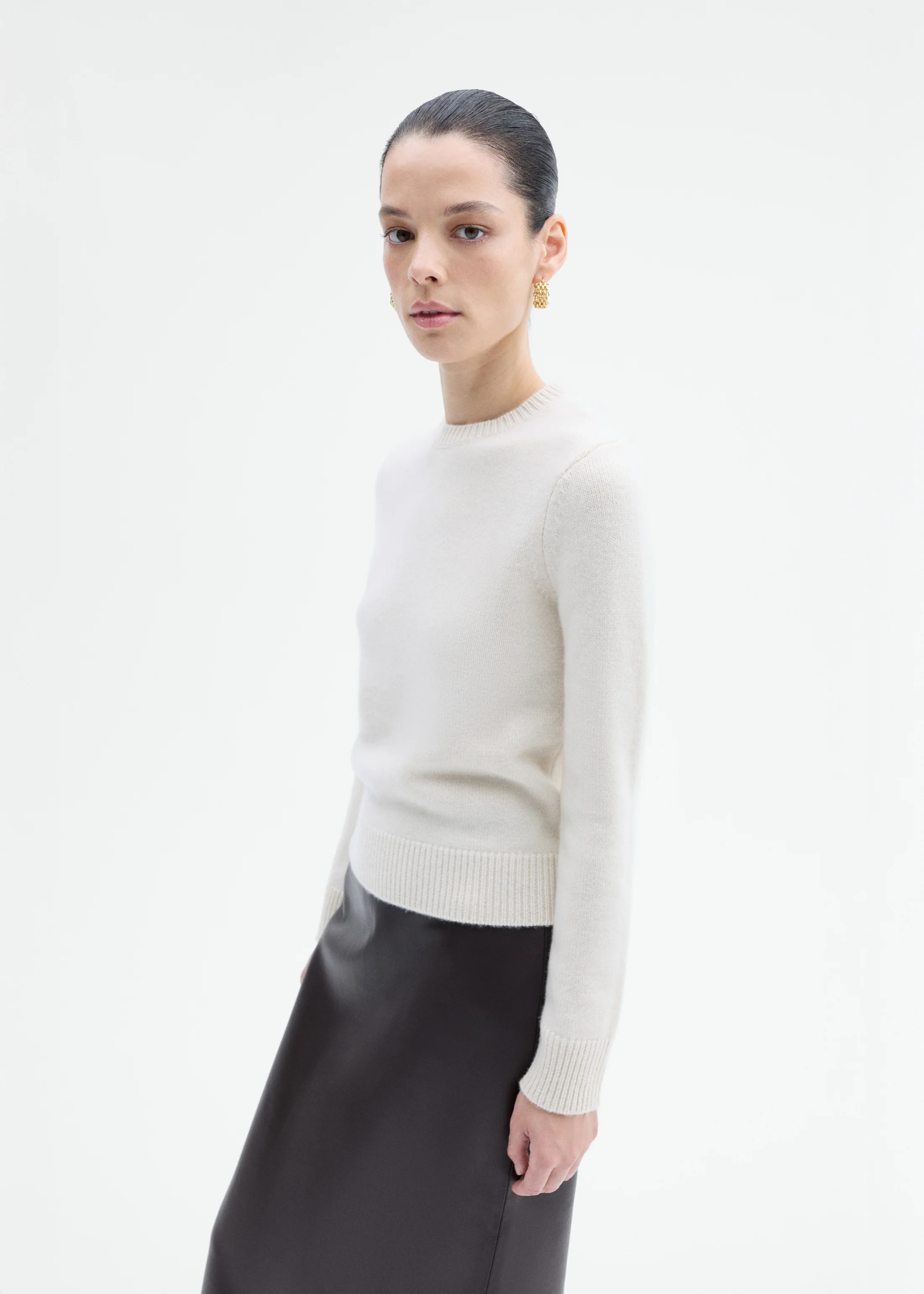 2015-crew-sweater-in-cashmere-wheat-1.webp Crew Sweater in Cashmere - Wheat