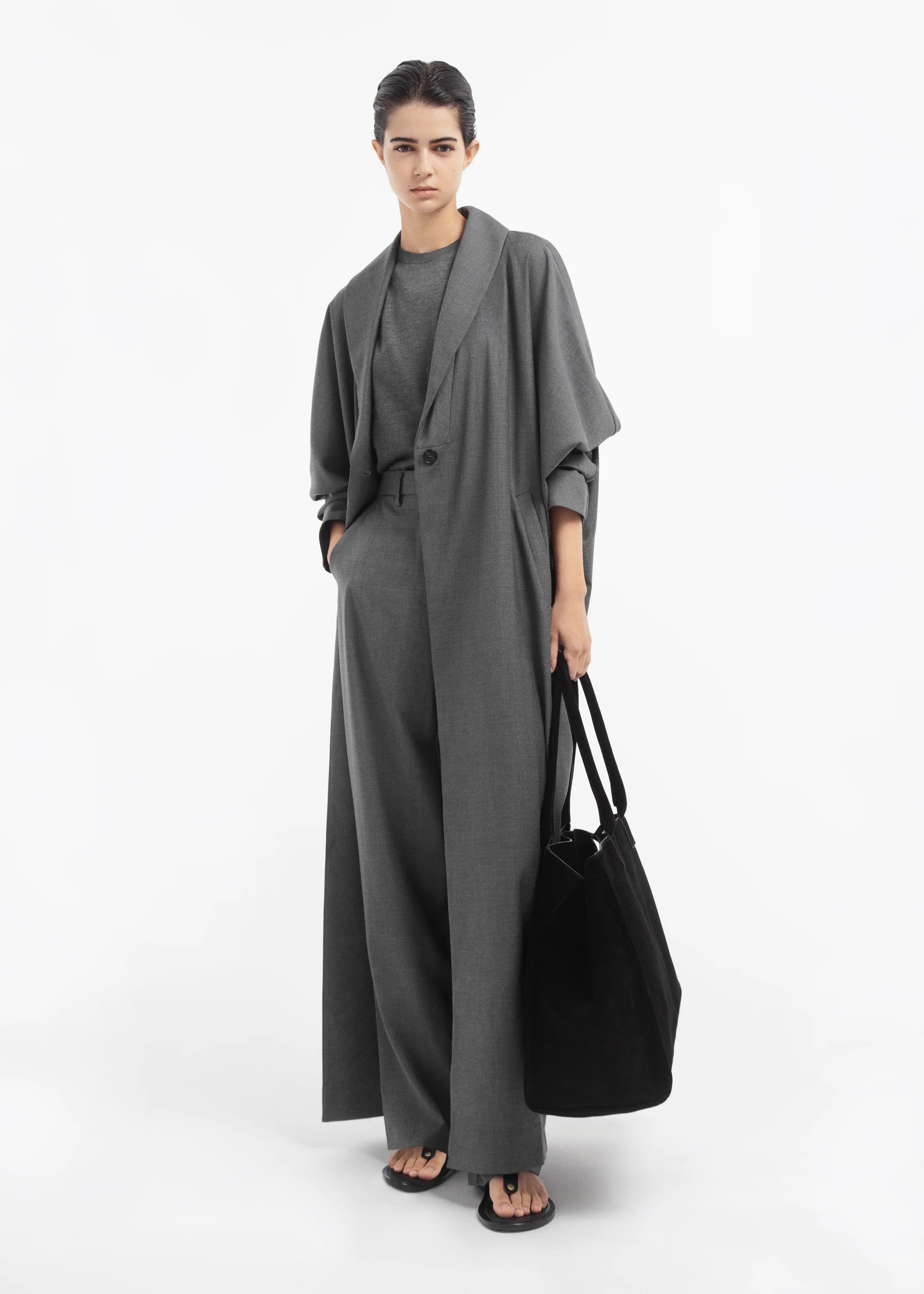2243-batwing-shawl-coat-in-melange-wool-grey-melange-1.webp Batwing Shawl Coat in Melange Wool - Grey Melange
