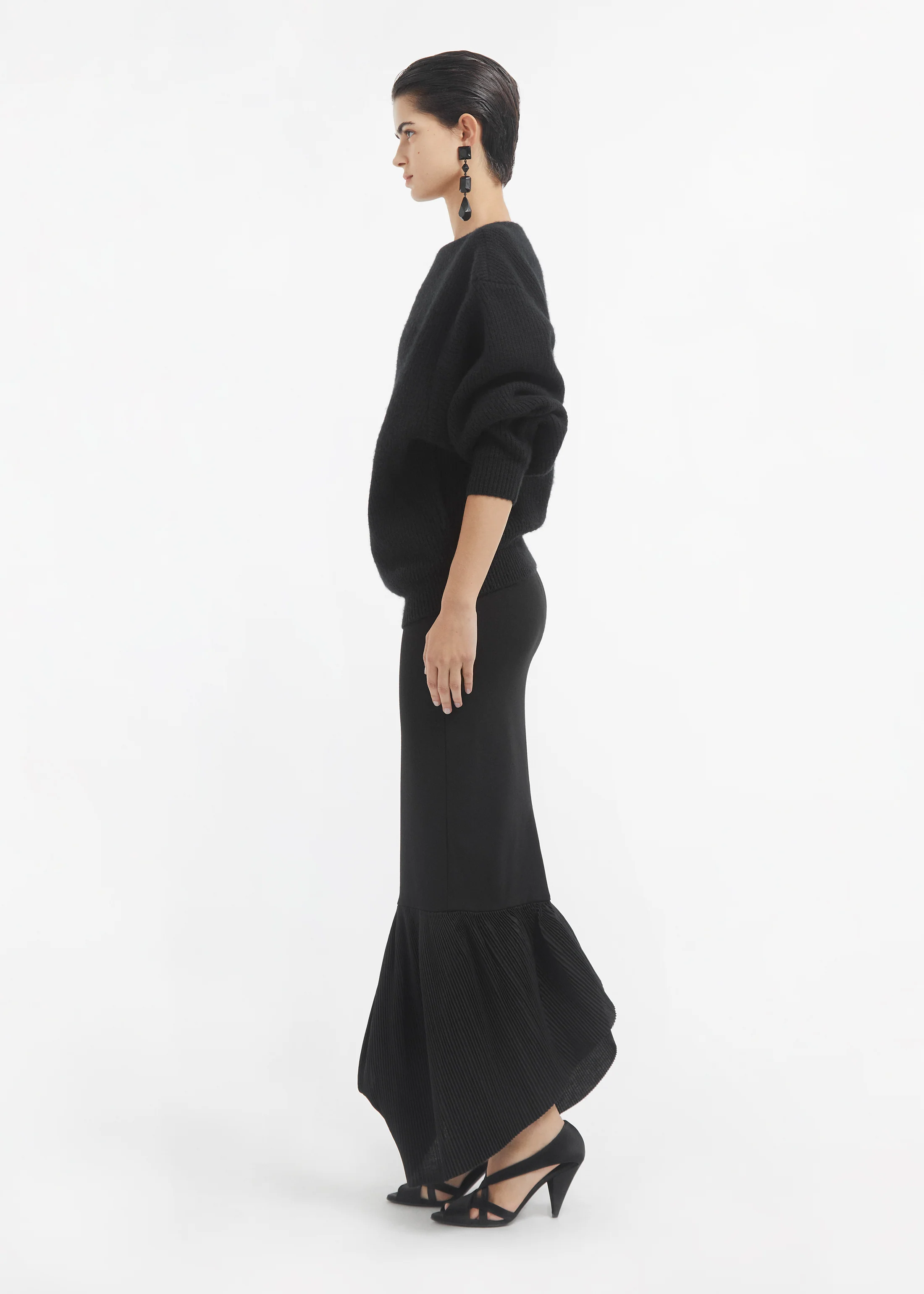 Oversized Boatneck Sweater in Wool Cashmere - Black