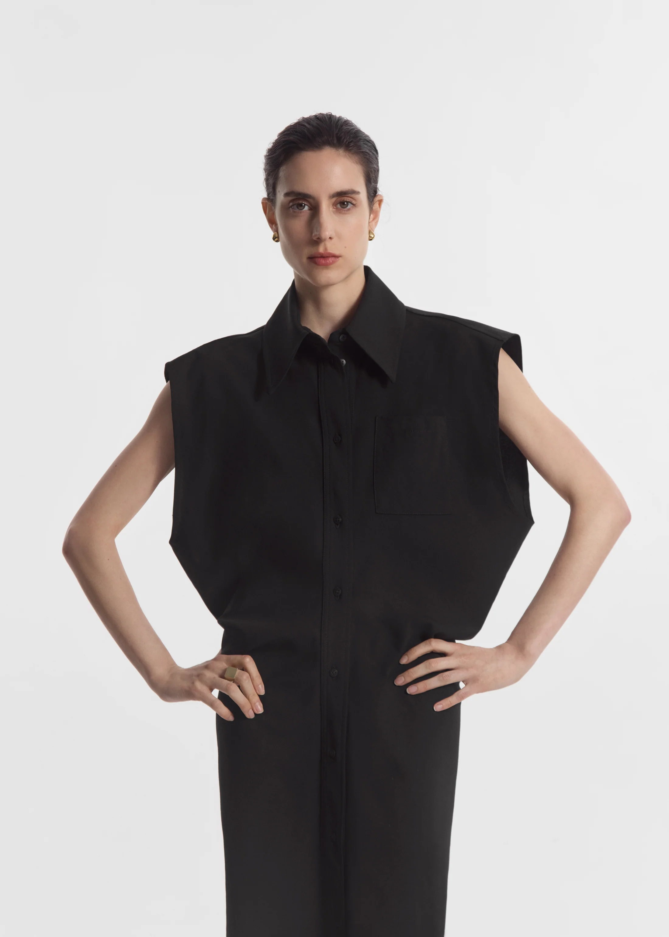 Banana Cut Shirt Dress - Black