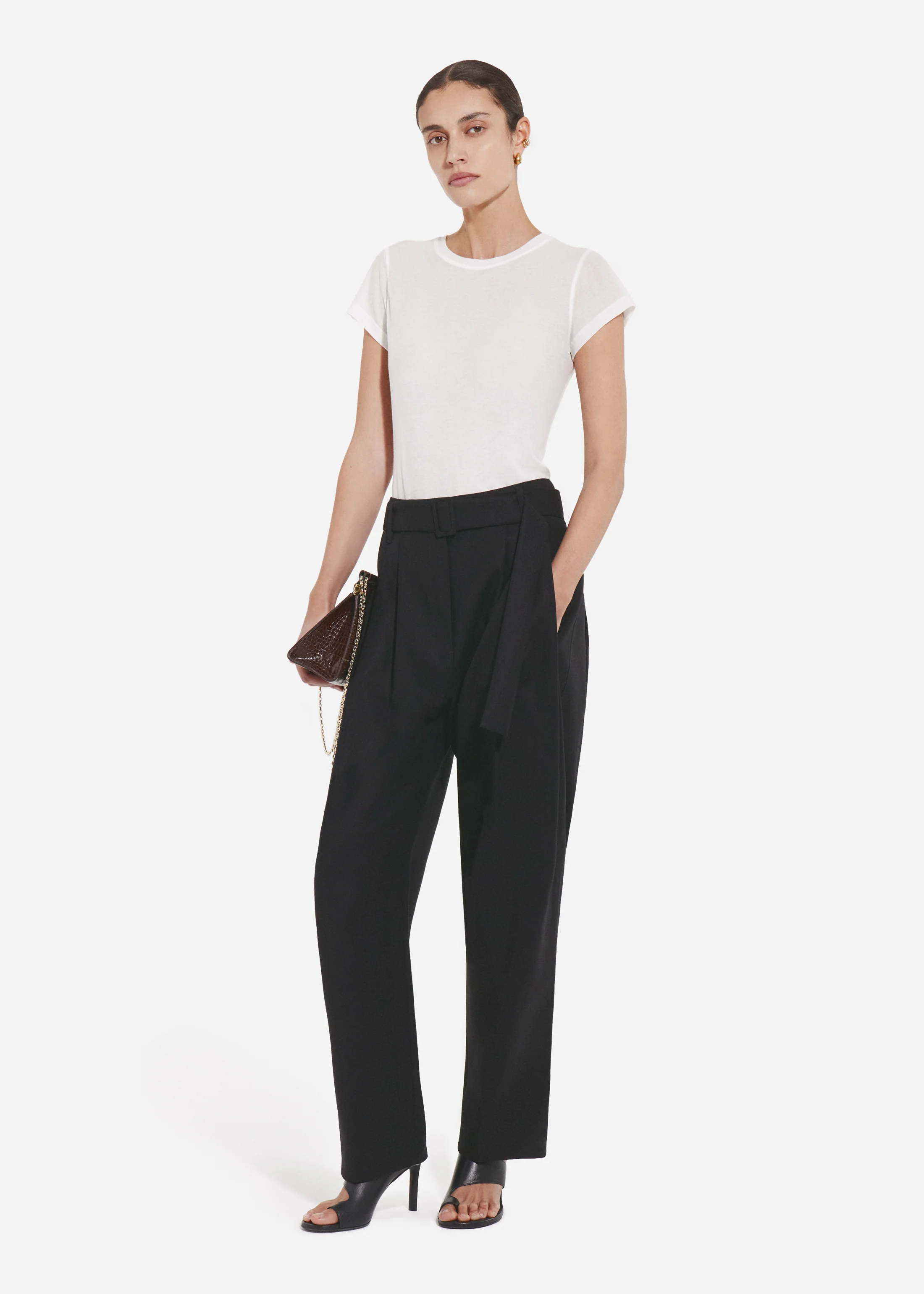 266-belted-pleated-pant-in-cotton-black-1.webp Belted Pleated Pant in Cotton - Black