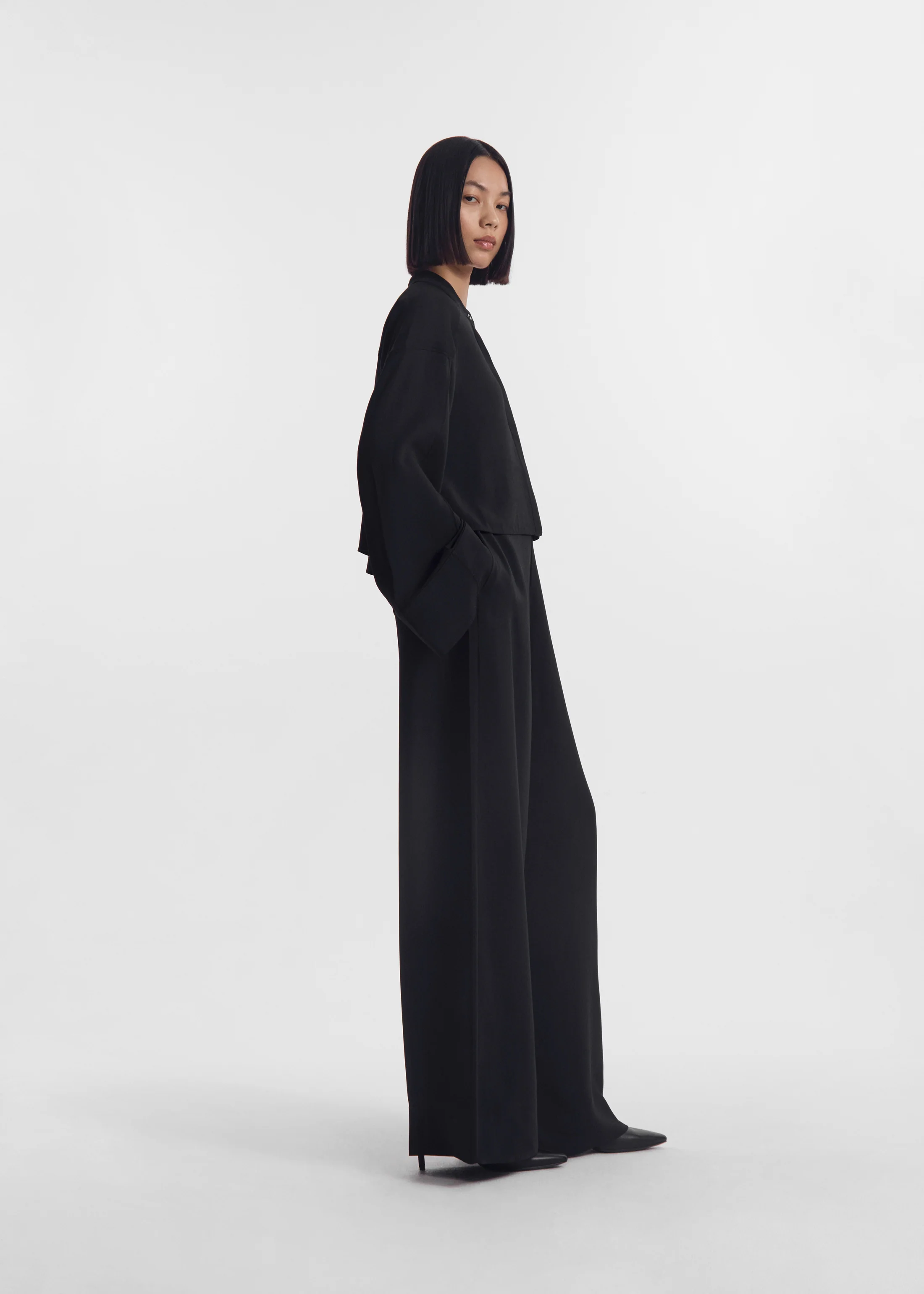 324-bell-sleeve-blouse-in-crepe-black-2.webp Bell Sleeve Blouse in Crepe - Black
