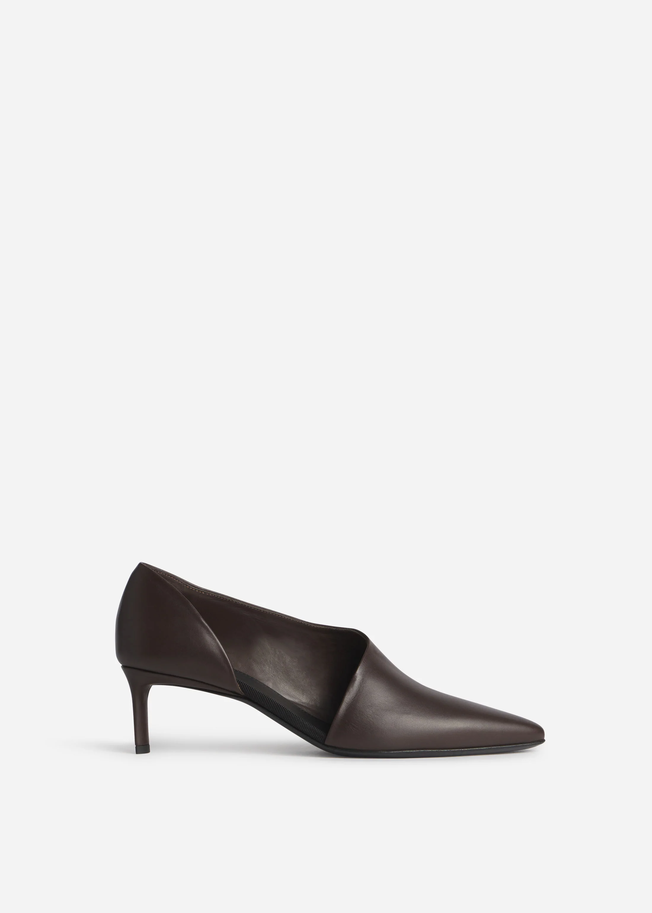 Asymmetric Pointed Kitten Heel in Smooth Leather- Chocolate