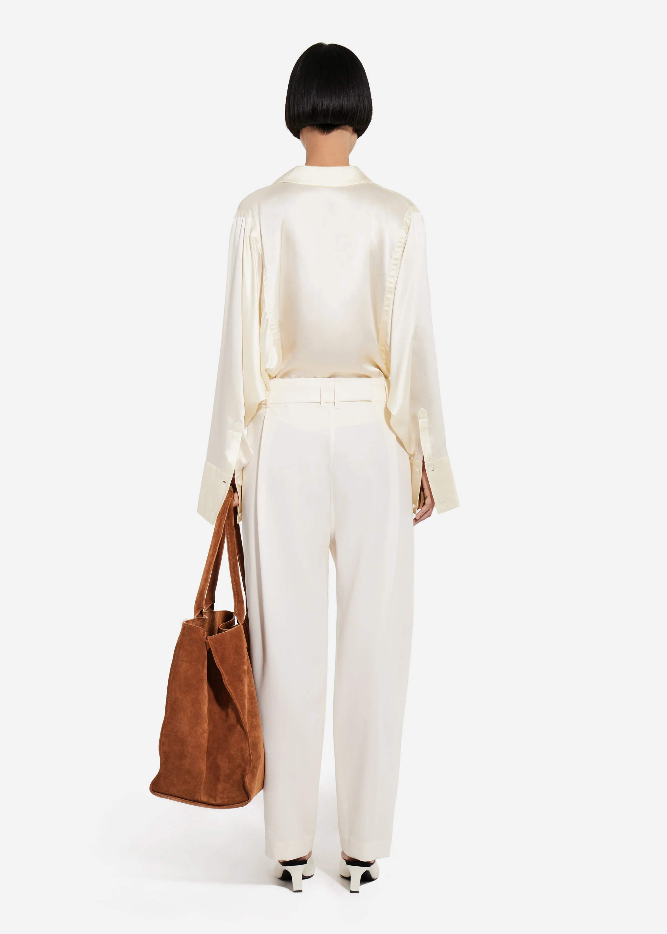 499-belted-pleated-pant-in-cotton-milk-4.webp Belted Pleated Pant in Cotton - Milk