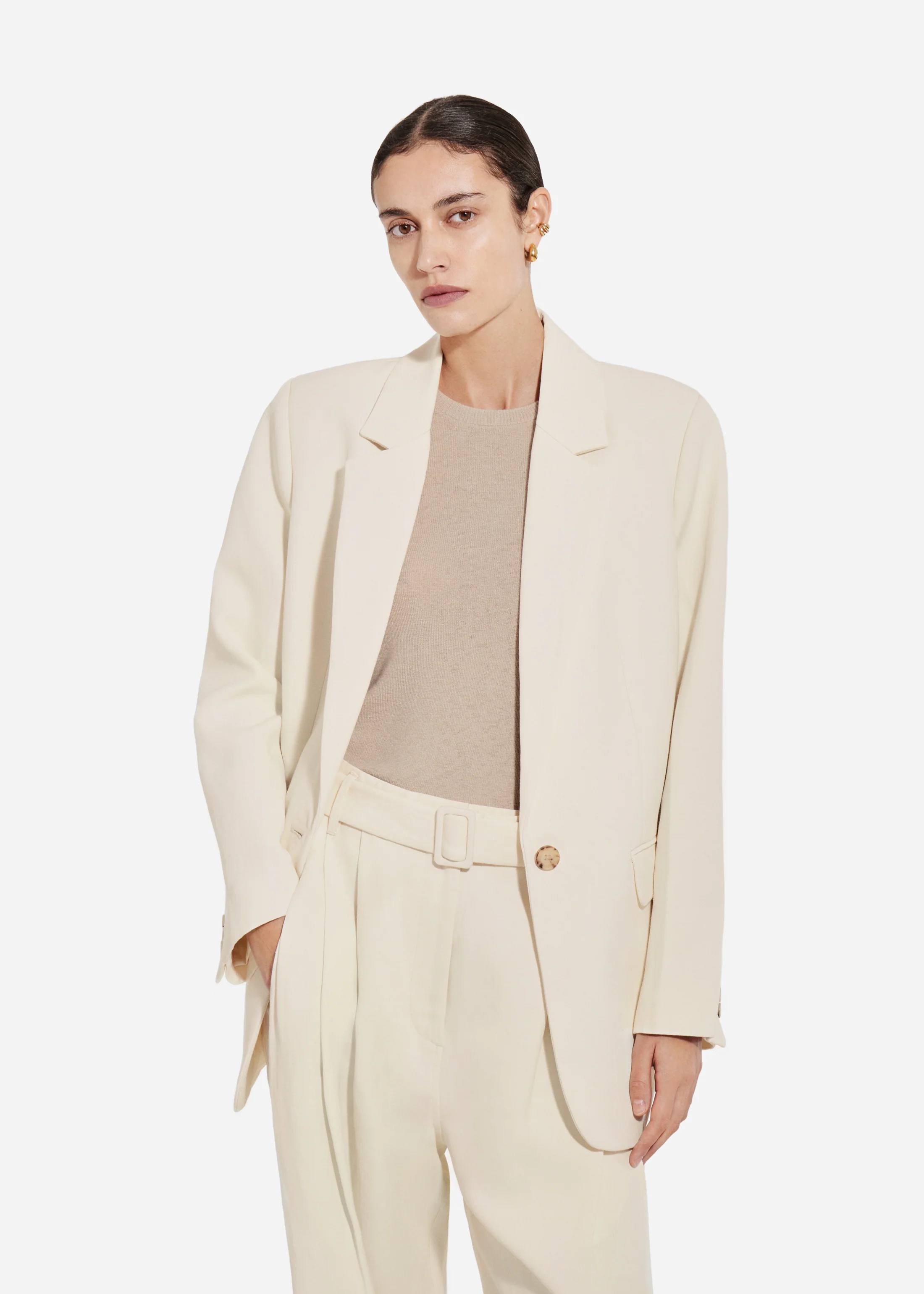 517-boyfriend-blazer-in-linen-pearl-1.webp Boyfriend Blazer in Linen - Pearl