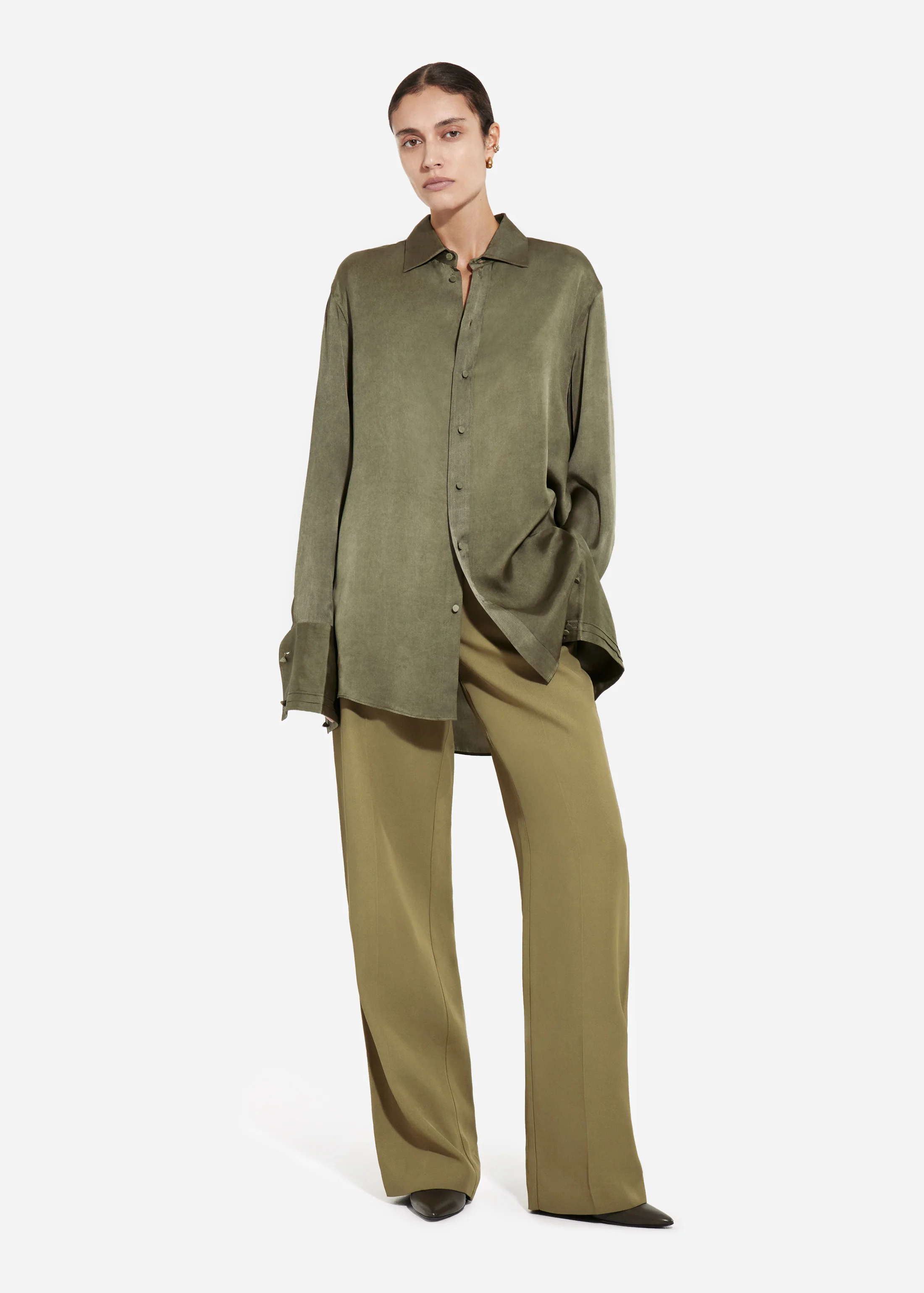 559-mens-collared-shirt-in-viscose-jade-2.webp Mens Collared Shirt in Viscose - Jade