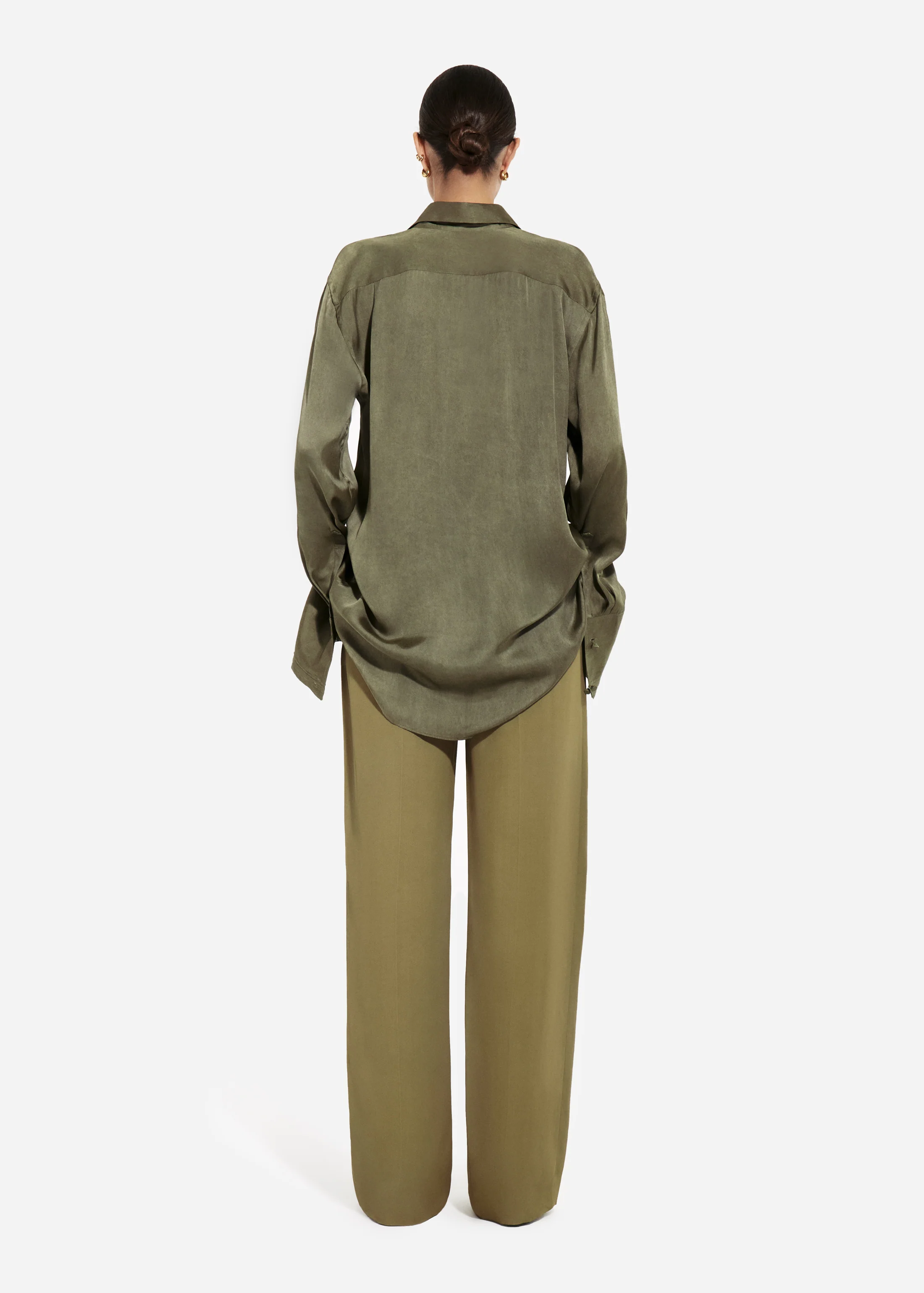 559-mens-collared-shirt-in-viscose-jade-3.webp Mens Collared Shirt in Viscose - Jade