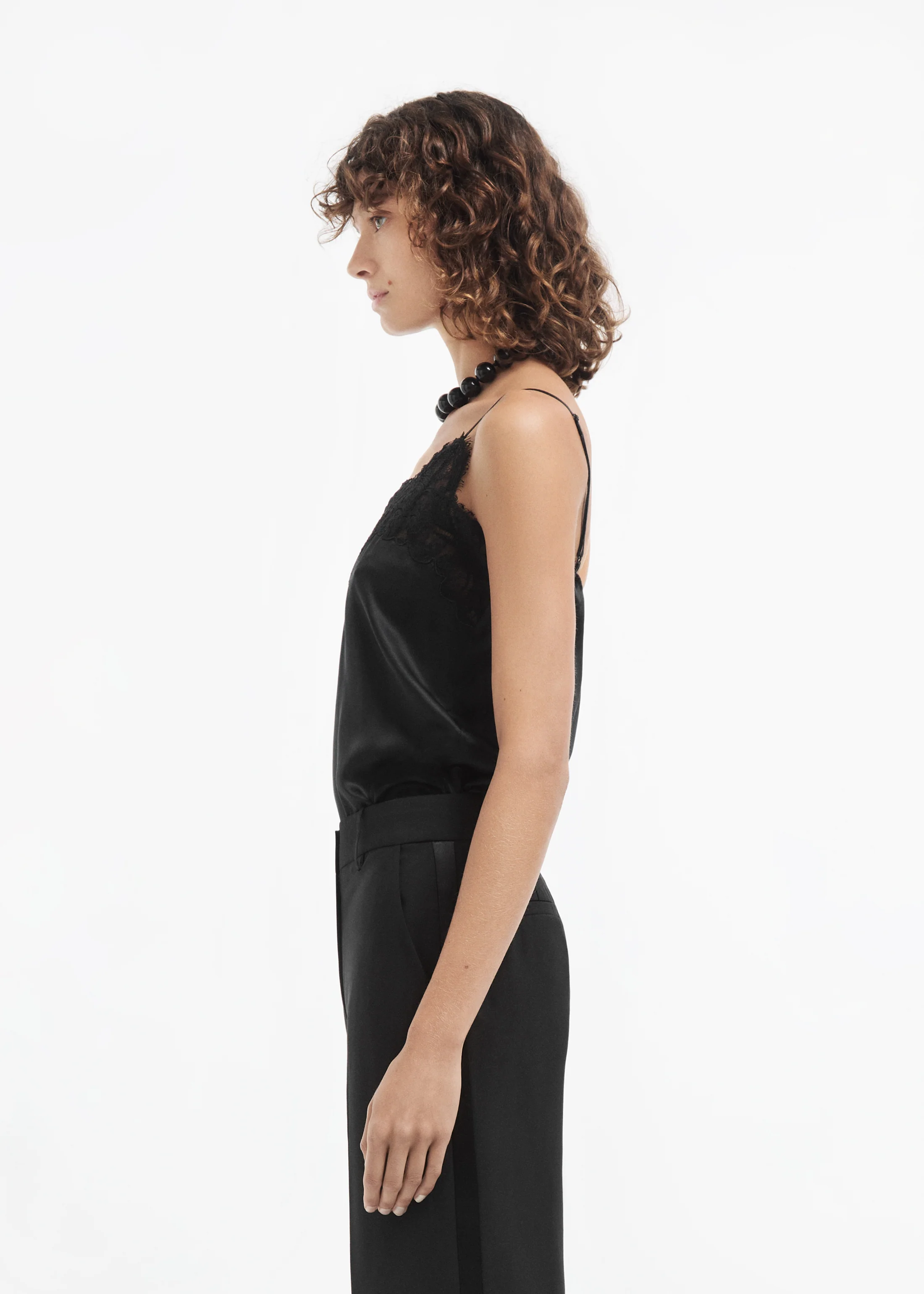 707-lace-camisole-in-silk-black-4.webp Lace Camisole in Silk - Black