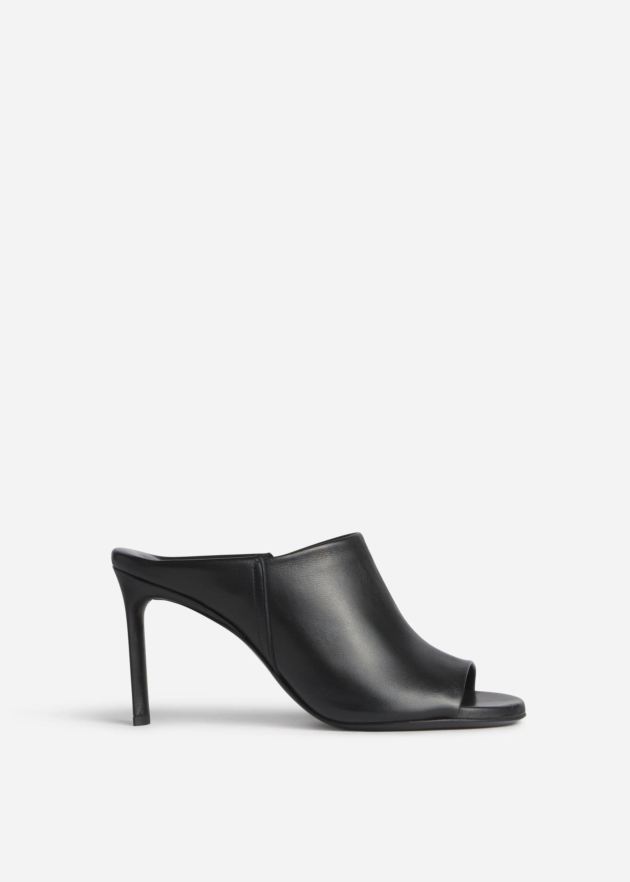 Open Toe Heeled Mule in Smooth Leather - Black