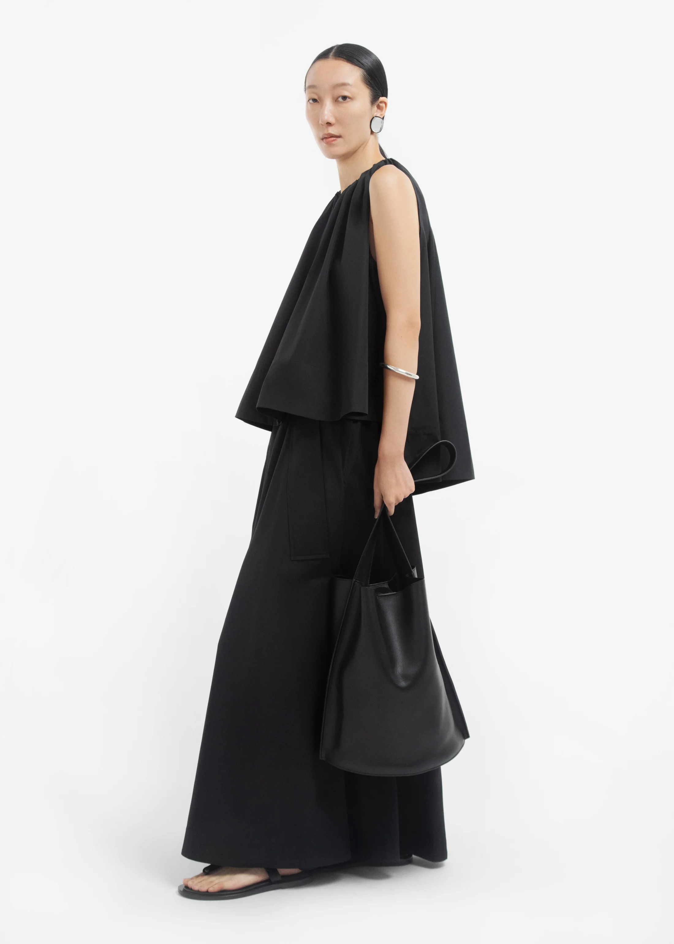 786-gathered-tunic-shirt-in-cotton-poplin-black-1.webp Gathered Tunic Shirt in Cotton Poplin - Black
