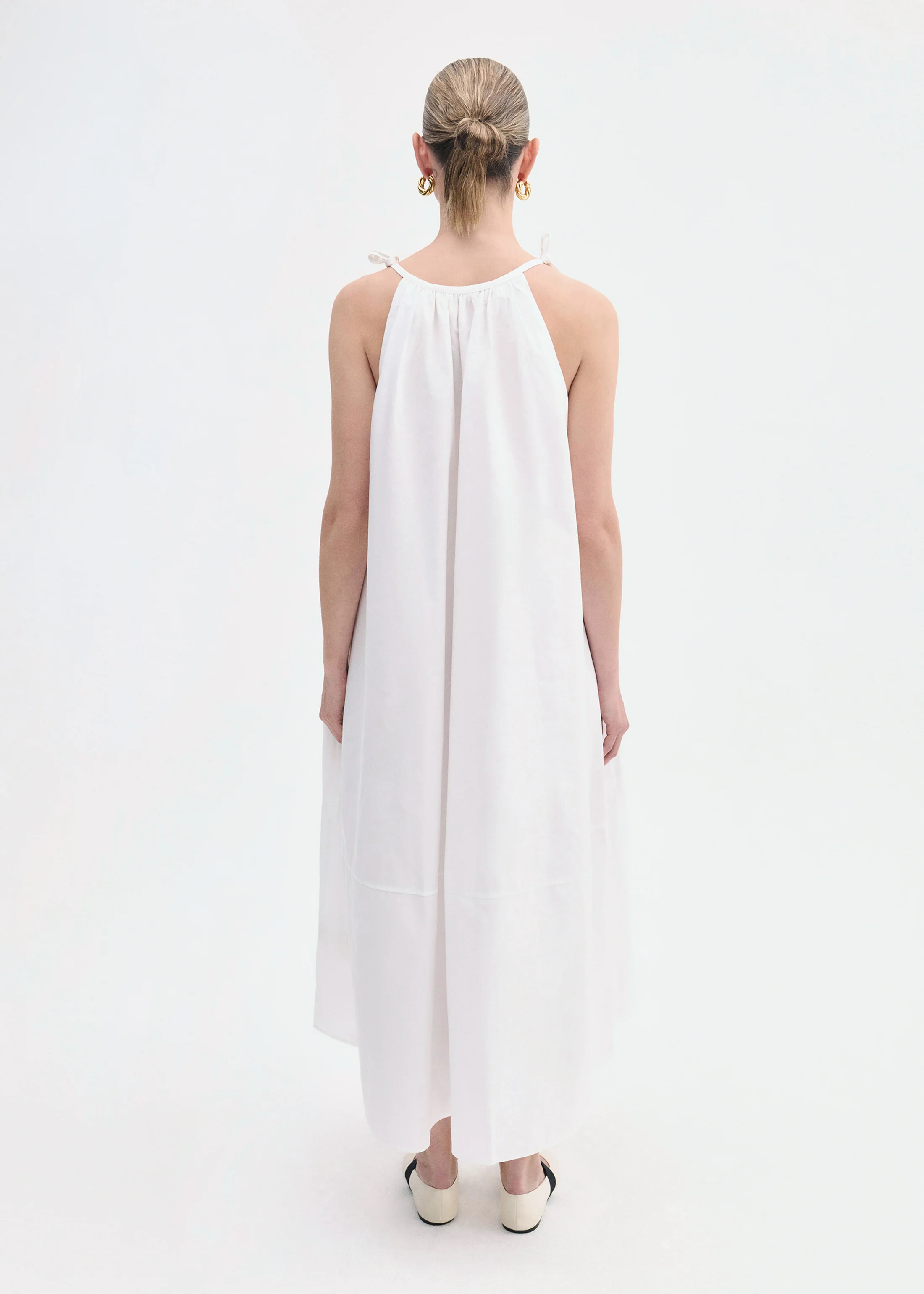 800-gathered-halter-dress-in-cotton-poplin-white-3.webp Gathered Halter Dress in Cotton Poplin - White