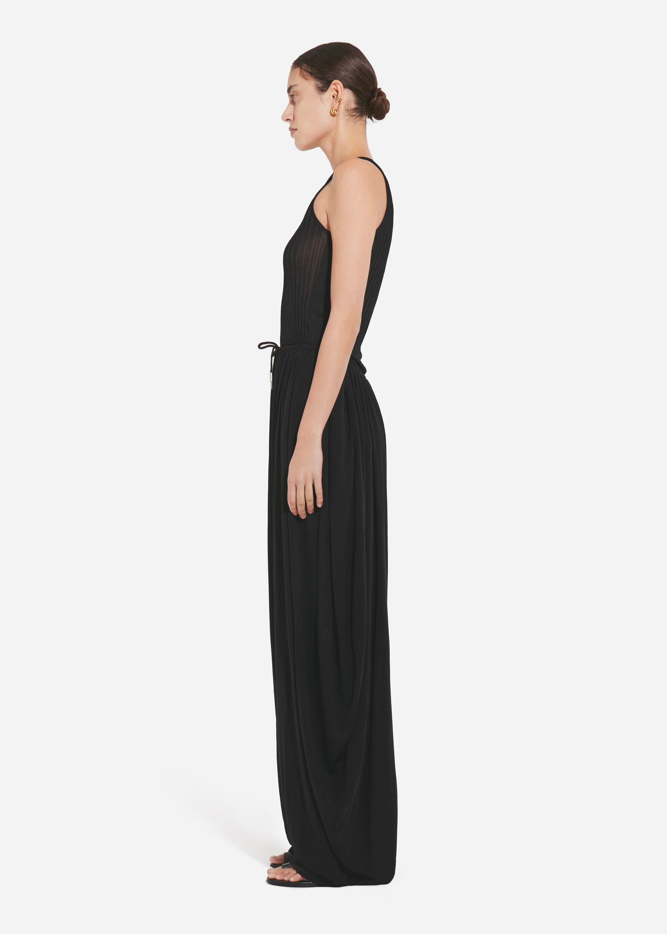 843-elasticated-waist-gathered-pant-in-viscose-black-3.webp Elasticated Waist Gathered Pant in Viscose - Black