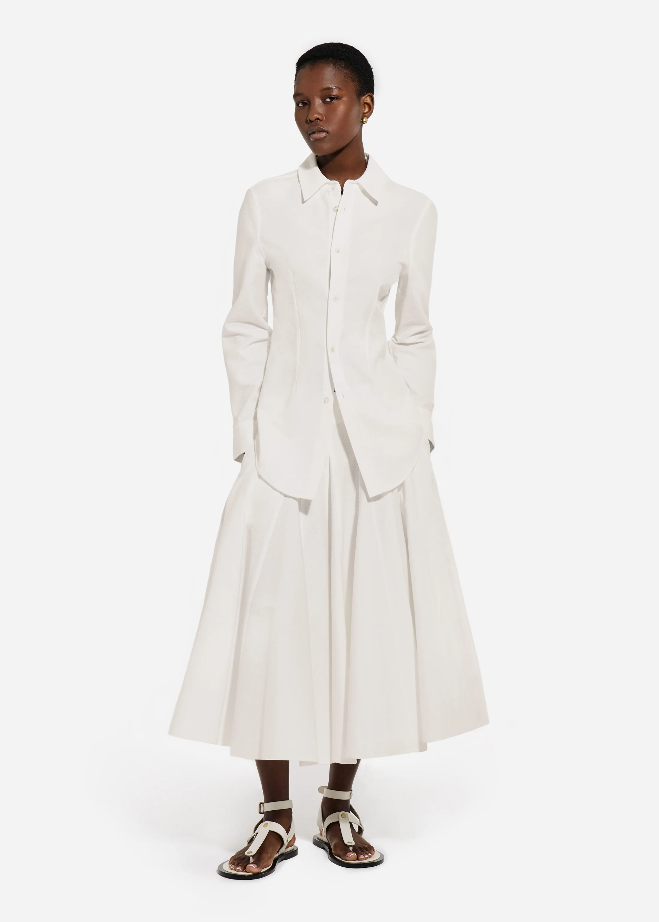 850-fitted-button-down-shirt-in-cotton-pique-white-1.webp Fitted Button Down Shirt in Cotton Pique - White