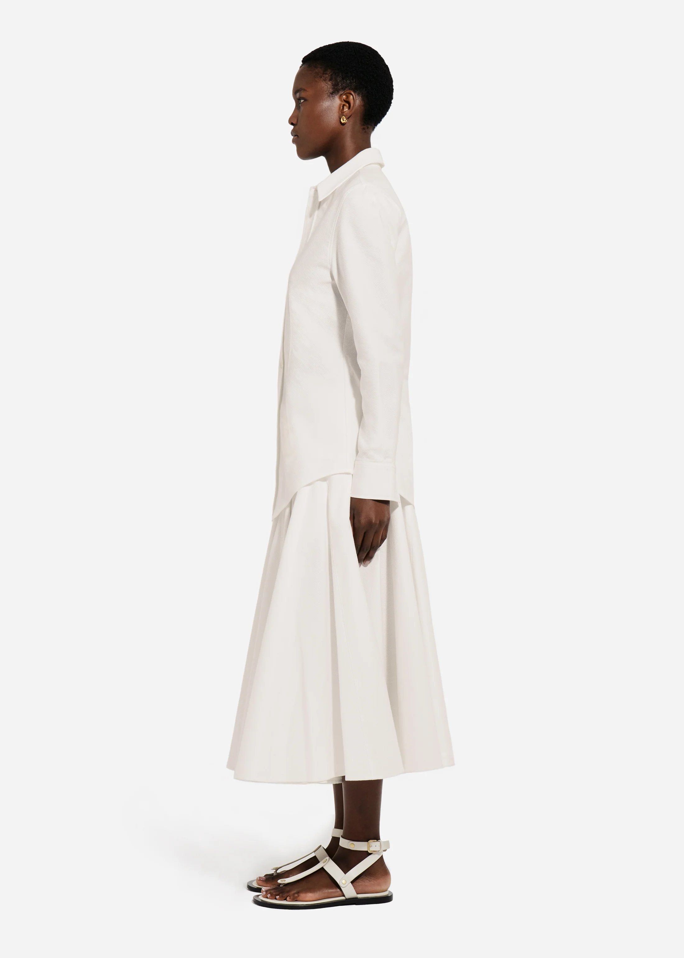 850-fitted-button-down-shirt-in-cotton-pique-white-2.webp Fitted Button Down Shirt in Cotton Pique - White
